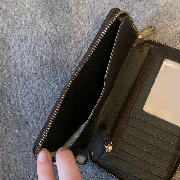 Michael kors wallet - Picture 5 of 7